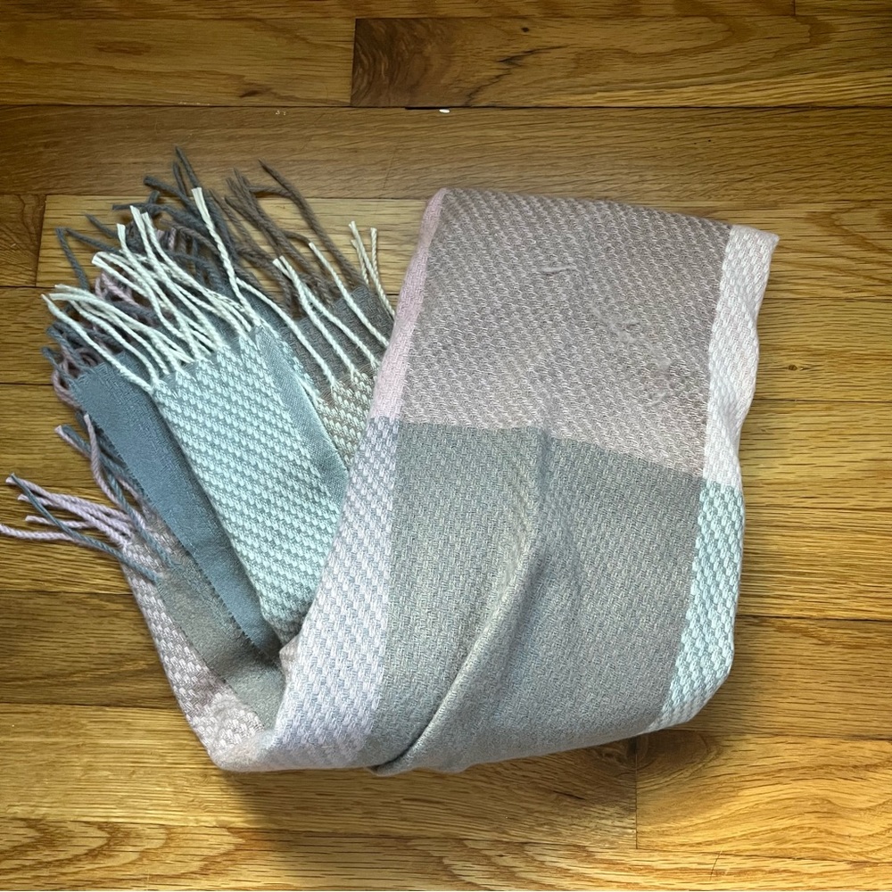 Women’s Pink Grey Soft Knit Winter Scarf
